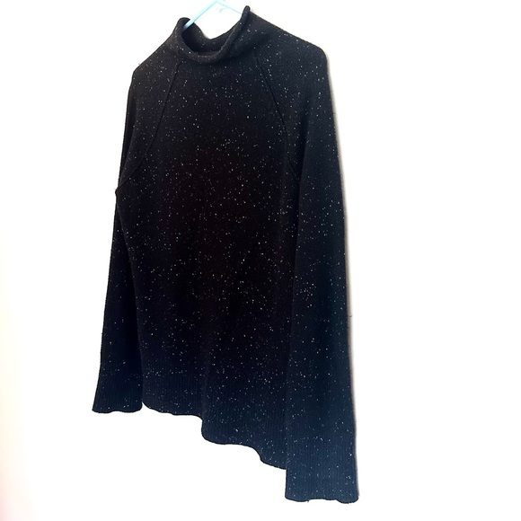 (SOLD) Theory 100% Cashmere Karinella Sweater Top in Black Multi, size Small / P - Picture 2 of 9